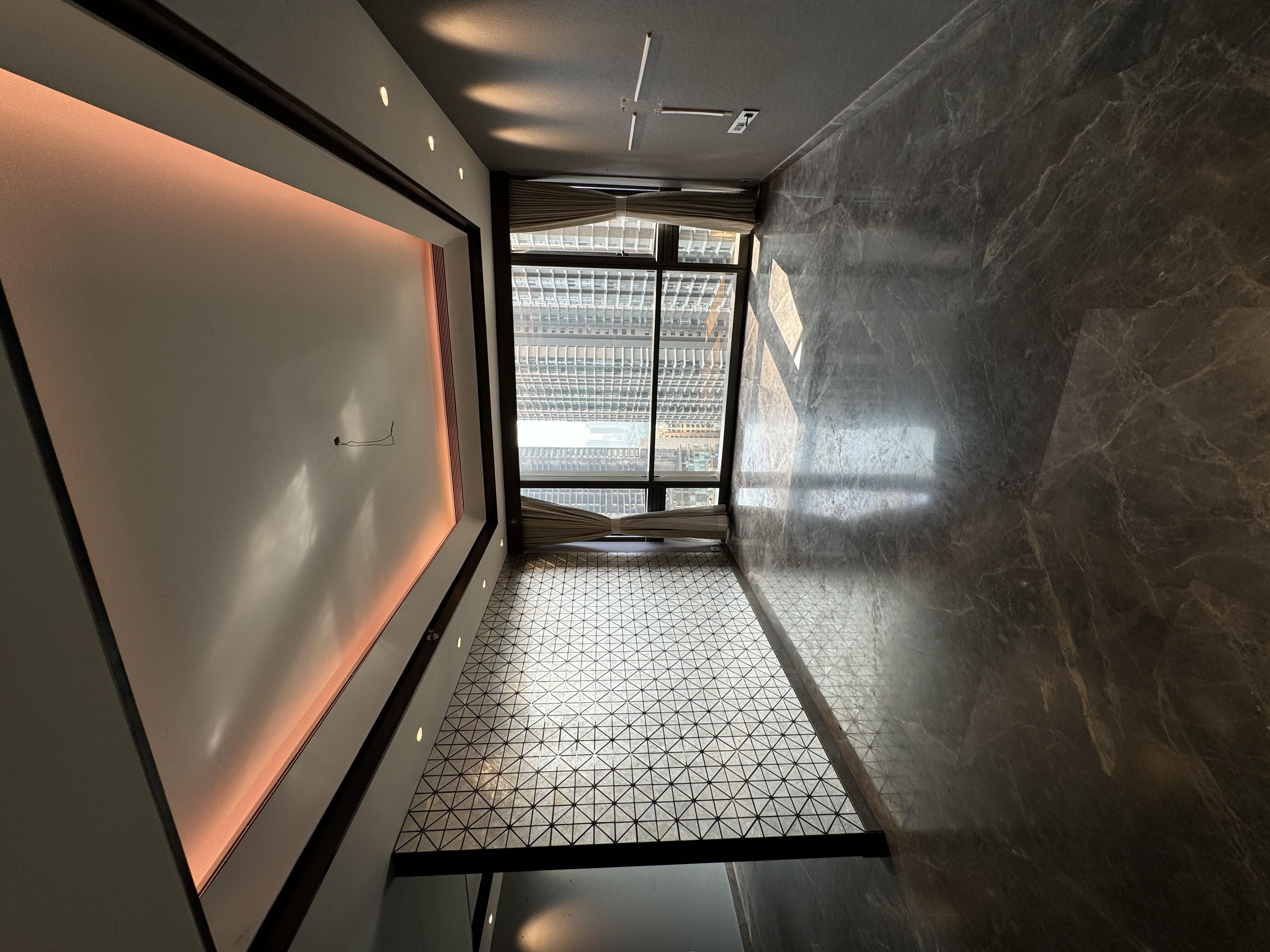 3 BHK + Servant Room Apartment For Rent in Lodha Trump Tower