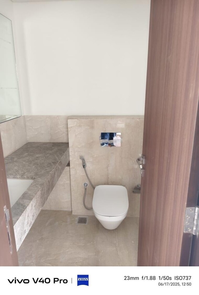 Bathroom, piramal-mahalaxmi 3 Bedroom 1152 Sq.Ft. Apartment In Mahalaxmi Mumbai 9174433