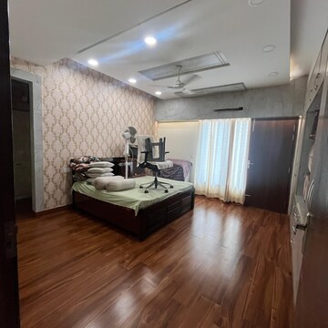 Kitchen in 4 BHK Builder Floor at Sector 85 – for Sale