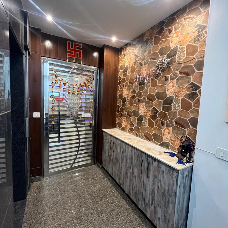  Parking, sector 85 4 Bedroom 418 Sq.Ft. Builder Floor In Sector 85 Faridabad 9174518