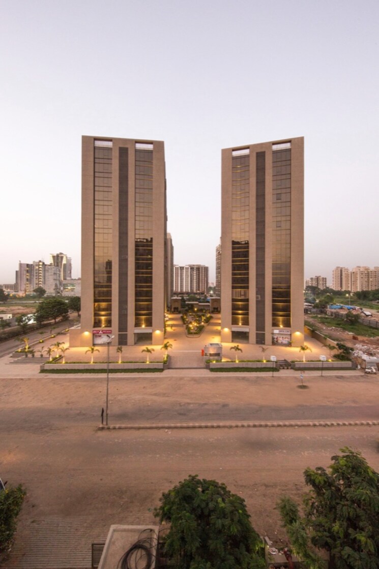 Exterior View, goyal-palladium Commercial Office Space 1314 Sq.Ft. In Makarba Ahmedabad 9174460