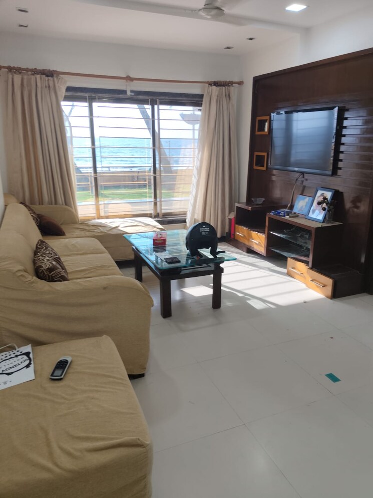 Living Room, beach-heaven 2 Bedroom 1000 Sq.Ft. Apartment In Juhu Mumbai 9174475