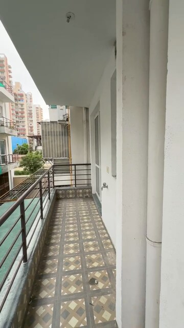 Balcony in 3 BHK Builder Floor at BPTP Parkland Pride, Sector 77 – for Rent