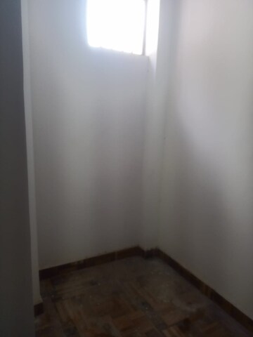 Room in 1 BHK Apartment at Vasant Kunj – for Sale