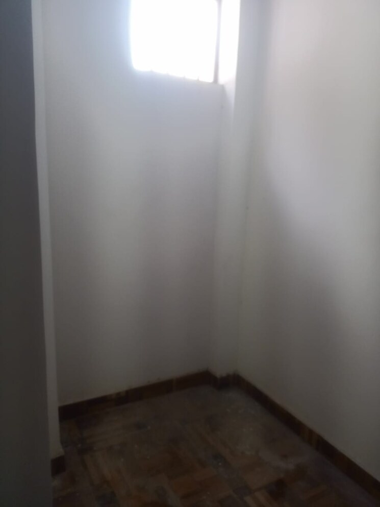 Room, vasant kunj 1 Bedroom 400 Sq.Ft. Apartment In Vasant Kunj Delhi 9174478