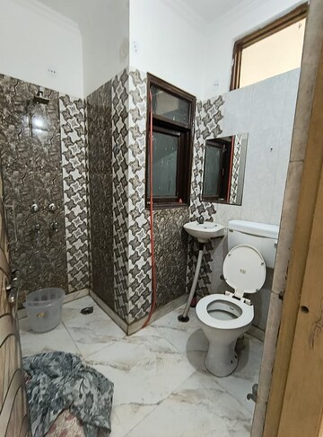 Bathroom in 2.5 BHK Builder Floor at Govindpuri – for Rent