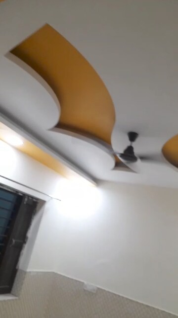 Furnished Amenities in 3 BHK Builder Floor at BPTP Parklands, Sector 76 – for Rent