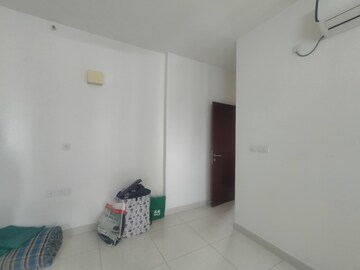 Room in 2 BHK Apartment at Prestige High Fields, Gachibowli – for Rent