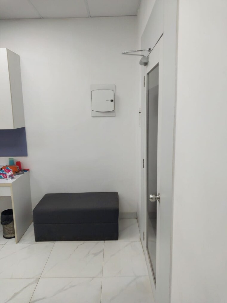 Bathroom, camac street Commercial Office Space 1000 Sq.Ft. In Camac Street Kolkata 9174569