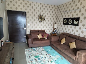 Furnished Amenities in 2 BHK Apartment at Ramky One North, Yelahanka – for Rent