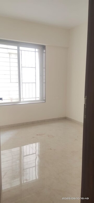 Room in 3 BHK Apartment at Trisha Surekha, Kothrud – for Rent