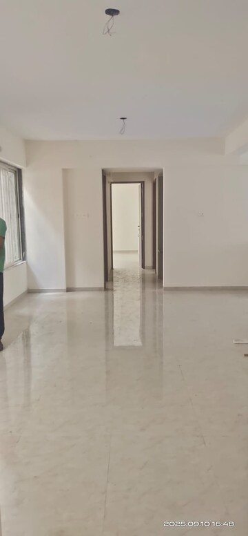 Room in 3 BHK Apartment at Trisha Surekha, Kothrud – for Rent