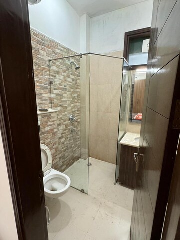 Bathroom in 3 BHK Builder Floor at Sushant Vyapaar Kendra, Sector 43 – for Rent