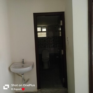 Furnished Amenities in 2 BHK Apartment at Kondapur – for Sale