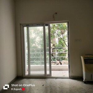 Room in 2 BHK Apartment at Kondapur – for Sale
