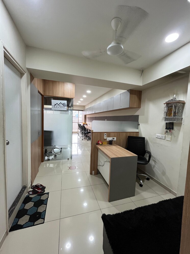 Kitchen, shilp-epitome Commercial Office Space 822 Sq.Ft. In Bodakdev Ahmedabad 9174868