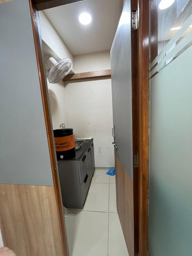 undefined, shilp-epitome Commercial Office Space 822 Sq.Ft. In Bodakdev Ahmedabad 9174868