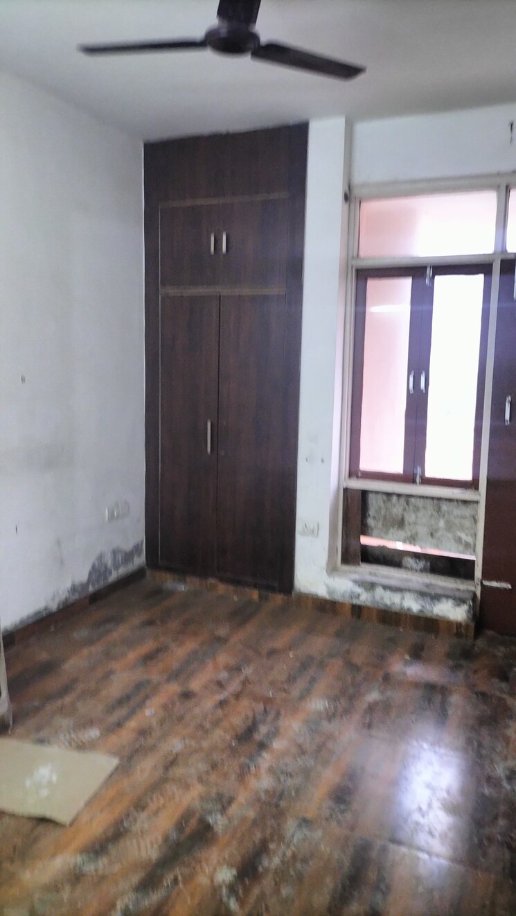 Room, srs-royal-hills 2 Bedroom 770 Sq.Ft. Apartment In Sector 87 Faridabad 9174904