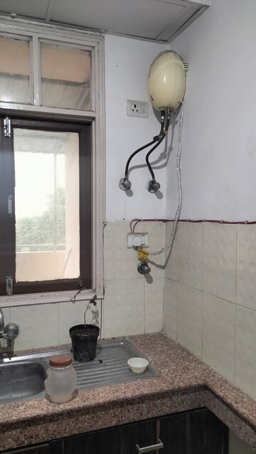 Bathroom in 2 BHK Apartment at SRS Royal Hills, Sector 87 – for Rent
