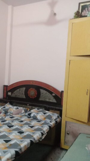 Furnished Amenities in 2.5 BHK Independent House at Model Town – for Sale