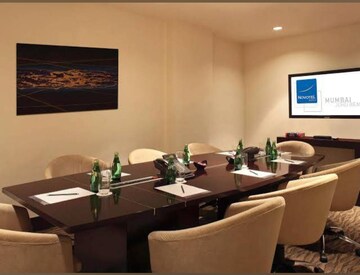 Team Area in 4 BHK Apartment at Thakur Jewel Tower, Kandivali East – for Rent