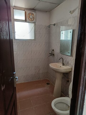 Bathroom in 3 BHK Apartment at Piyush Heights, Sector 89 – for Rent