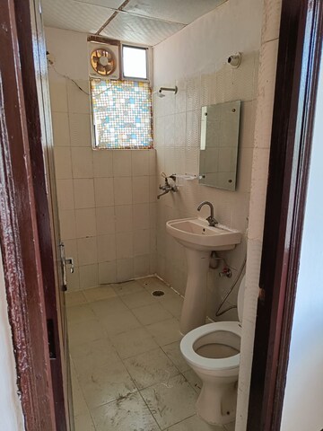 Bathroom in 3 BHK Apartment at Piyush Heights, Sector 89 – for Rent