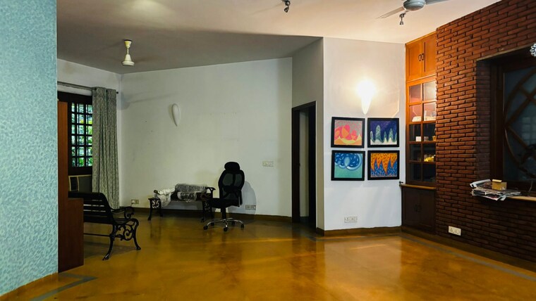 Gym, neeti bagh 5 Bedroom 800 Sq.Yd. Villa In Neeti Bagh Delhi 9174936