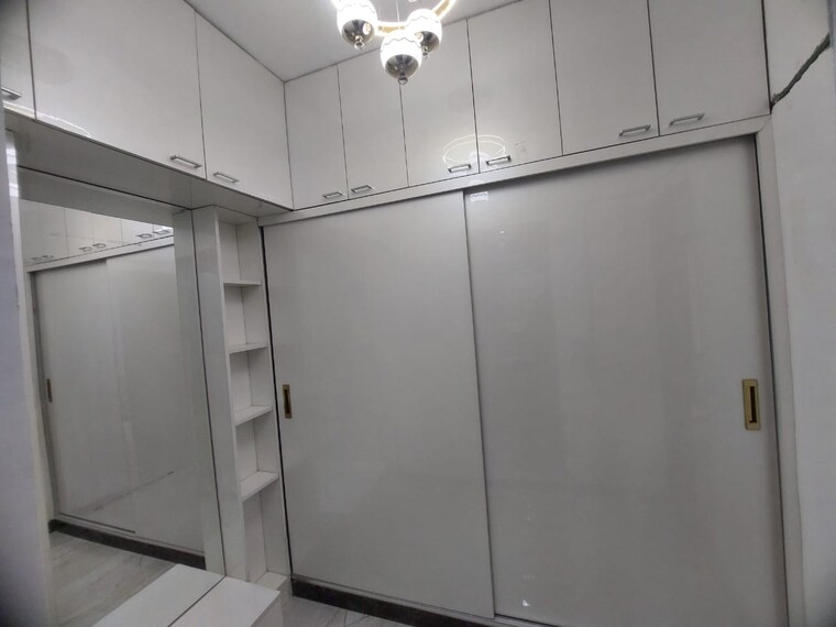 Room, parklands 3 Bedroom 350 Sq.Yd. Builder Floor In Sector 85 Faridabad 9175008