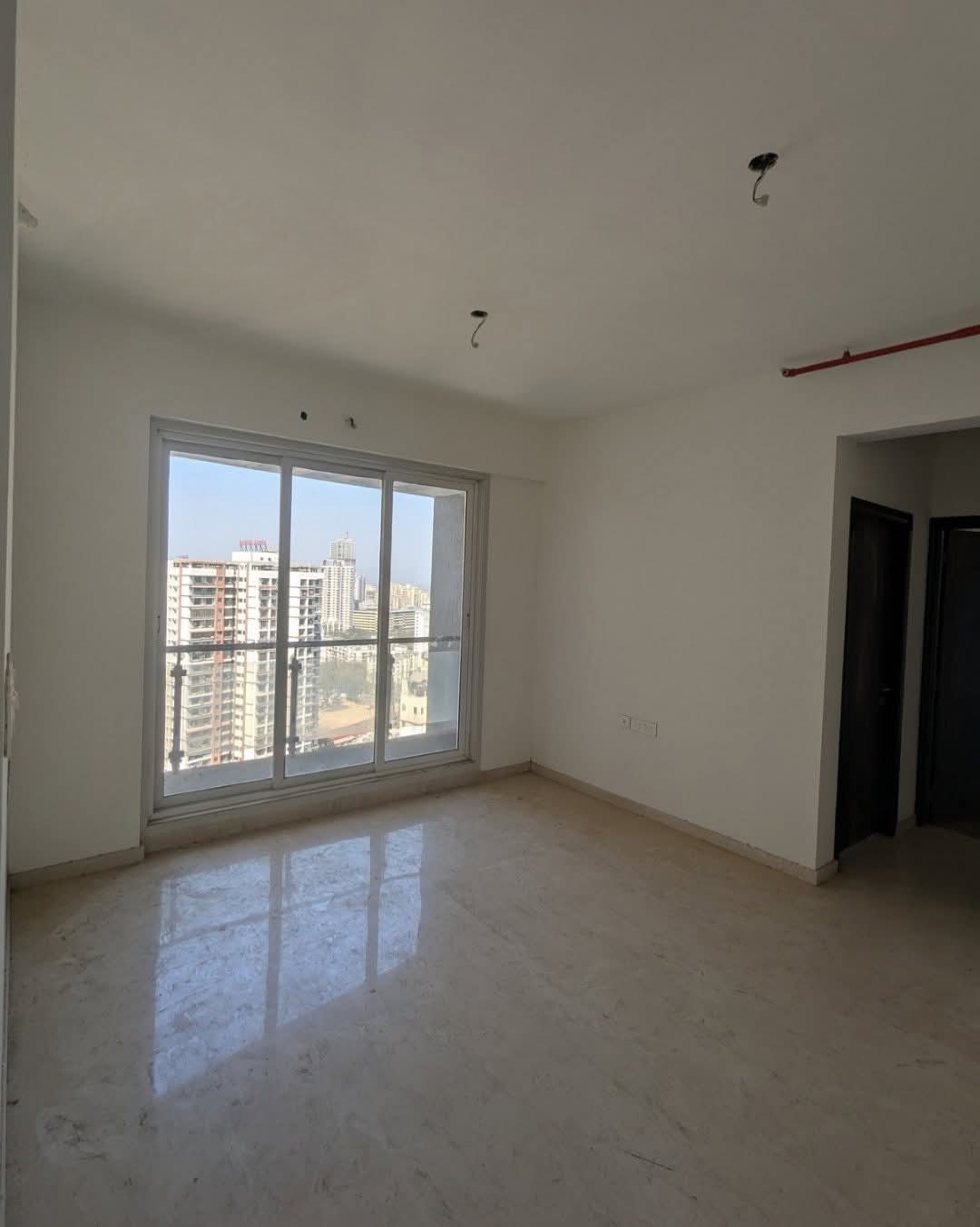 2 BHK 1000 Sq.Ft. Apartment in Rosa Manhattan