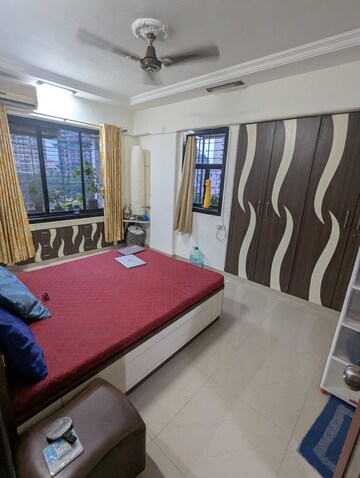 Bedroom in 3 BHK Apartment at Tilak Dham, Chembur – for Rent