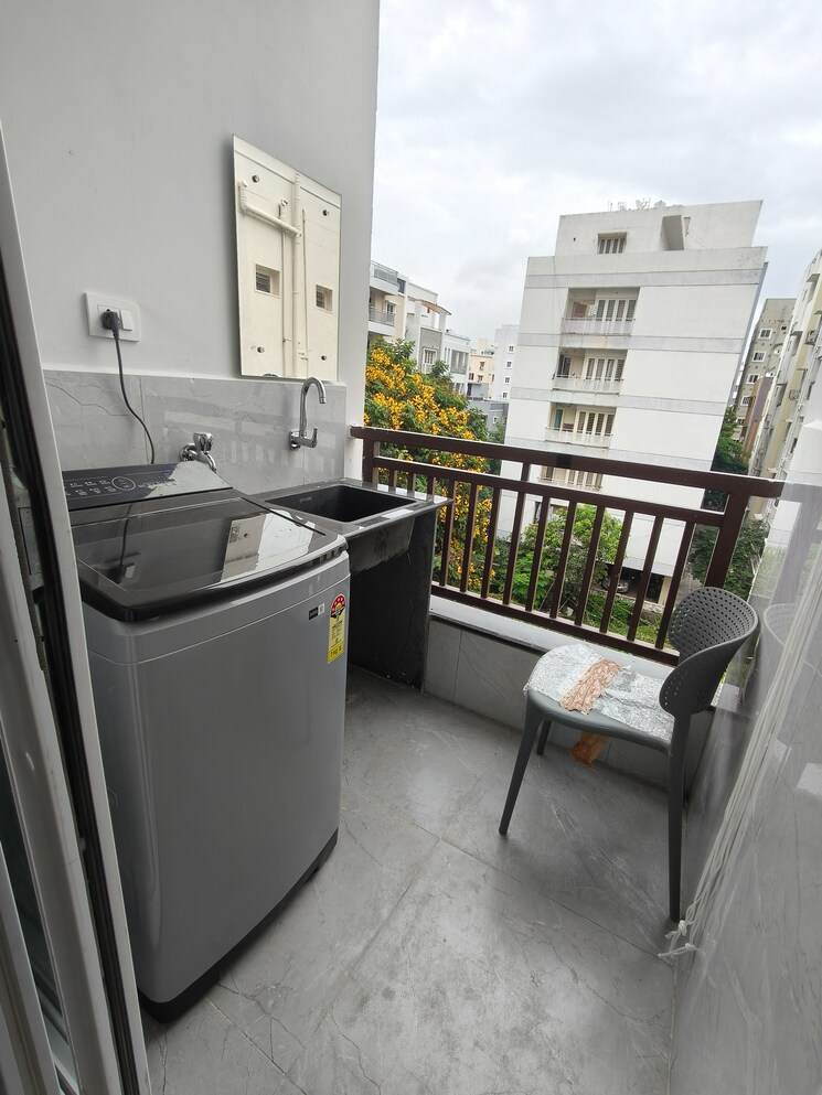 Balcony, madhapur 1 RK 400 Sq.Ft. Apartment In Madhapur Hyderabad 9175162