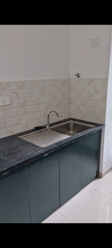 Bathroom in 3 BHK Apartment at Kalpataru Immensa, Kolshet Road – for Rent