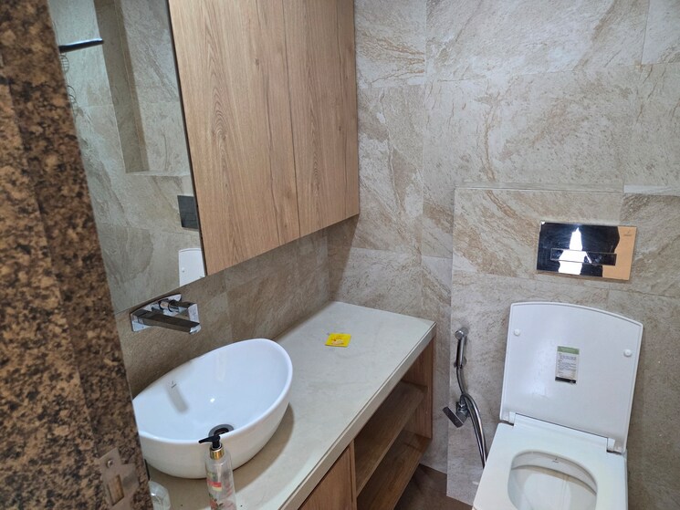 Bathroom, kanakia-silicon-valley 2 Bedroom 750 Sq.Ft. Apartment In Powai Mumbai 9175159