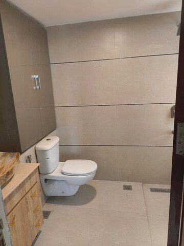 Bathroom in 3 BHK Builder Floor at Nirvana Courtyard, Sector 50 – for Rent