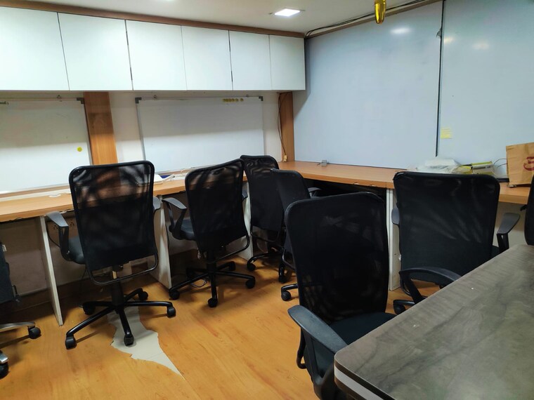 Team Area, haware-fantasia Commercial Office Space 300 Sq.Ft. In Vashi Sector 28 Navi Mumbai 9175223