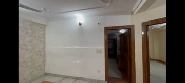 Room in 2.5 BHK Builder Floor at RWA Apartments Sector 20, Sector 20 – for Rent