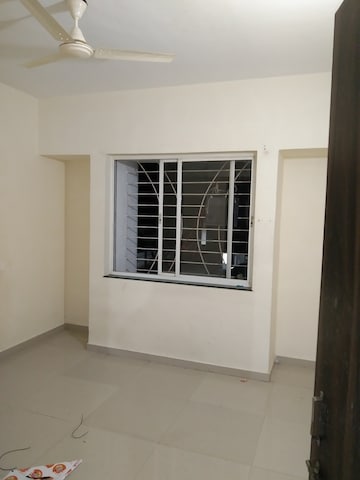 Room in 2 BHK Builder Floor at Shree Aamrai, Narhe – for Rent