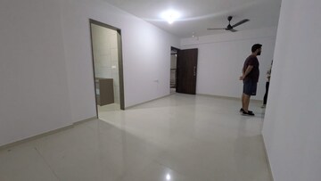Master Bedroom in 2 BHK Apartment at Kabra Hyde Park, Manpada – for Rent