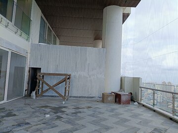 Staircase in 5 BHK Apartment at Indiabulls Sky Forest, Lower Parel – for Rent