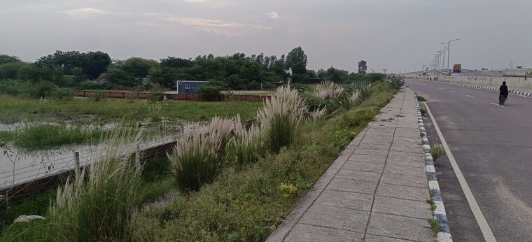 undefined, kisan path Commercial Land 54400 Sq.Ft. In Kisan Path Lucknow 9175314