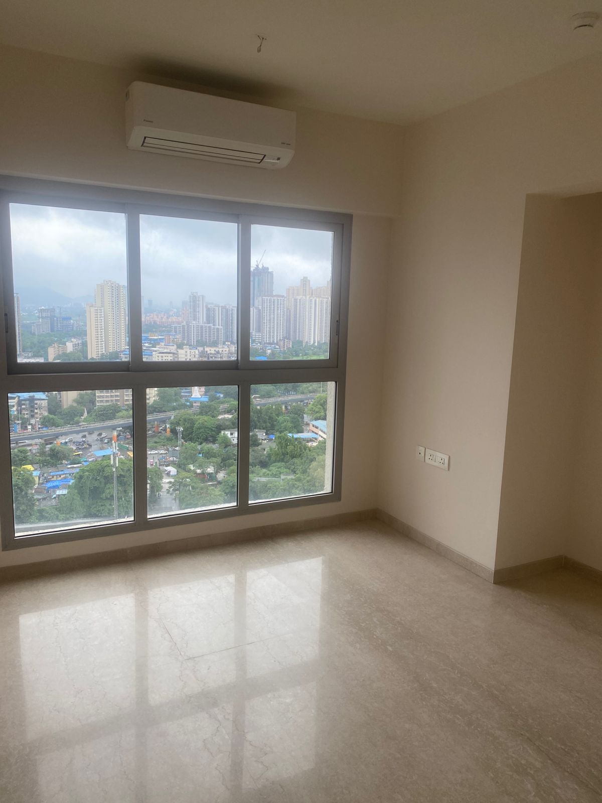 2 BHK + Extra Room Apartment For Rent in Piramal Vaikunth Vraj