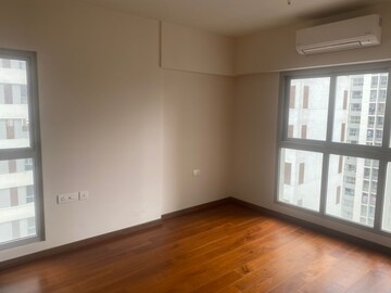 Master Bedroom in 2 BHK Apartment at Piramal Vaikunth Vraj, Balkum Pada – for Rent