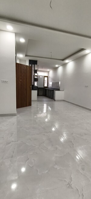 Room in 4 BHK Villa at Jagatpura – for Sale