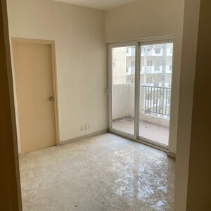 Room in 2 BHK Apartment at GLS Arawali Homes, Sohna Sector 4 – for Sale