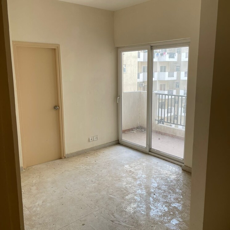 Room, gls-arawali-homes 2 Bedroom 480 Sq.Ft. Apartment In Sohna Sector 4 Gurgaon 9175368