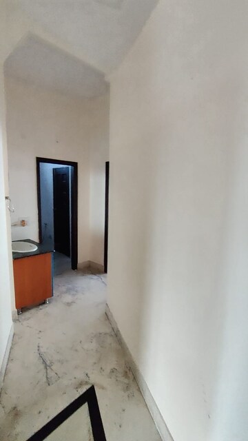 Room in 2 BHK Independent House at Mohit Nagar – for Rent