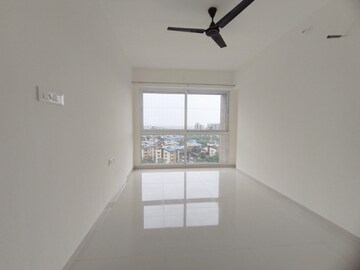 Room in 3.5 BHK Apartment at Moreshwar 19 East, Nerul – for Sale