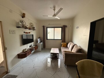 Team Area in 1 BHK Apartment at Karve Nagar – for Rent