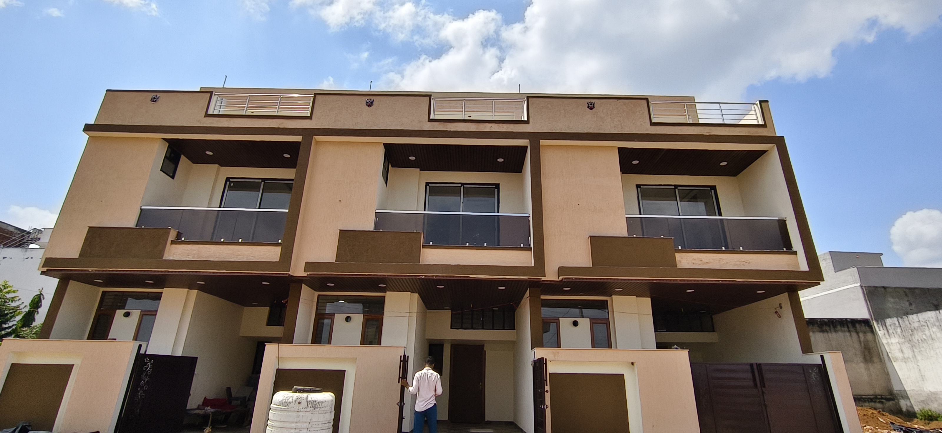 3.5 BHK + Pooja Room,Servant Room,Study Room,Extra Room Villa For Sale in Narsingh Villa Jagatpura